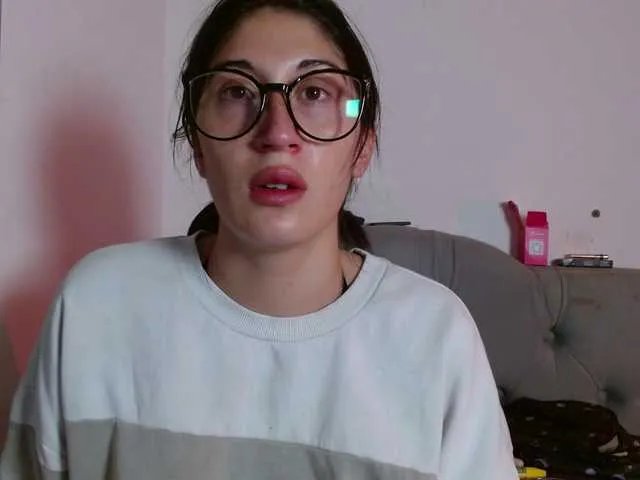 Red-moonn on BongaCams