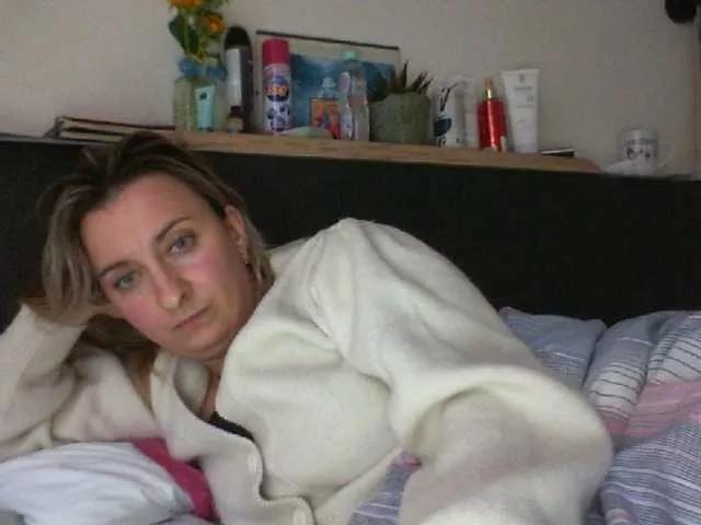 Freechat RuslanaFlower on BongaCams