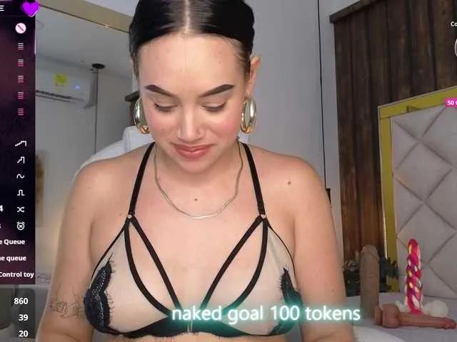 Offline Saraa-stone on BongaCams