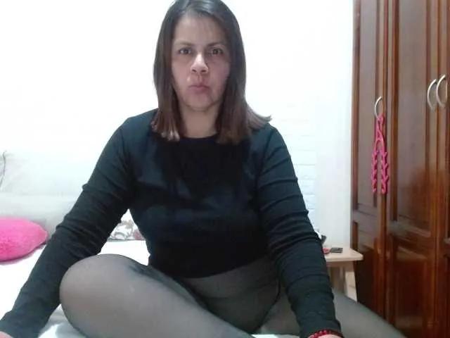 Offline SaraBrandon on BongaCams