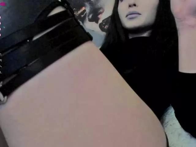 Offline SashaBlue on BongaCams