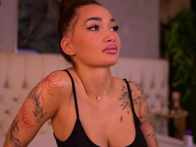 Freechat SashaFerrera on BongaCams