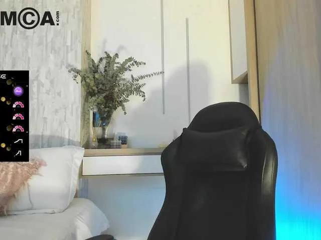 Offline ScarlettSugar on BongaCams
