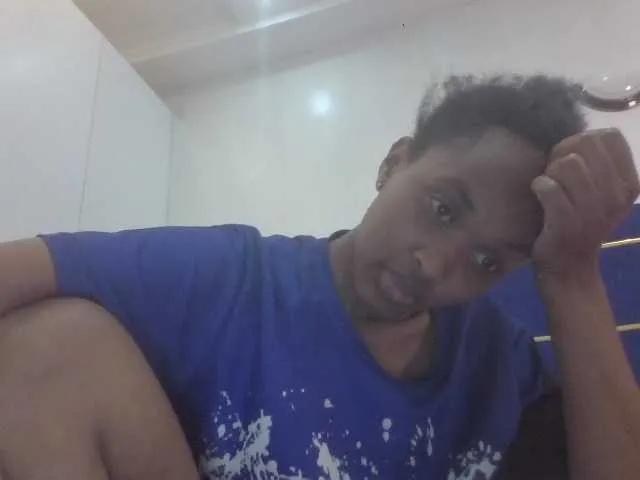 Freechat shanizz001 on BongaCams