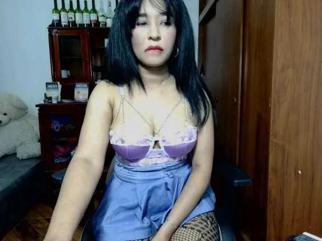 Offline Sofipantyhot on BongaCams