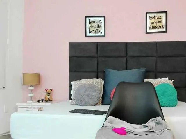 SophiaQueens on BongaCams