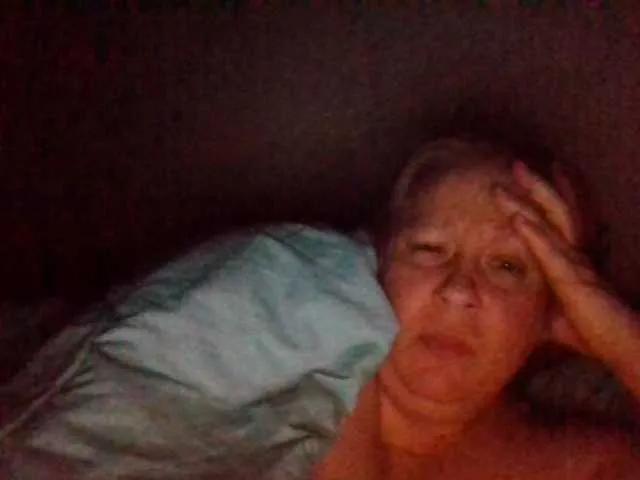 Freechat starlight1983 on BongaCams