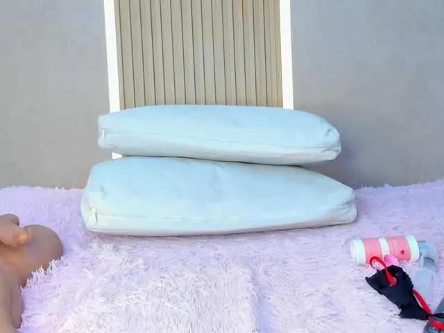 BongaCams StephanySummer is Freechat StephanySummer — domi
