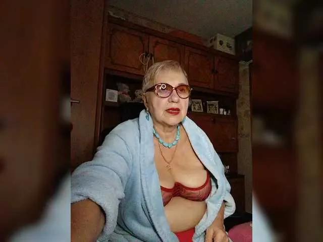 Freechat SweetCherry00 on BongaCams