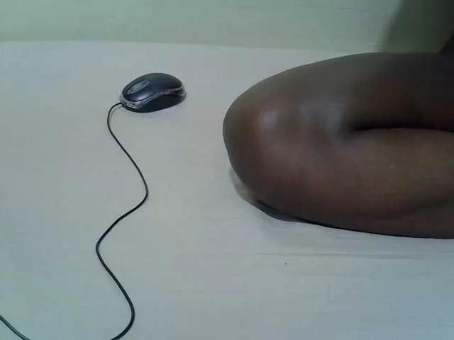 Offline Sweetnana01 on BongaCams
