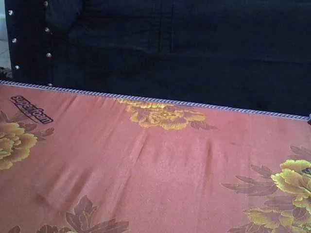 Sweetvine on BongaCams 