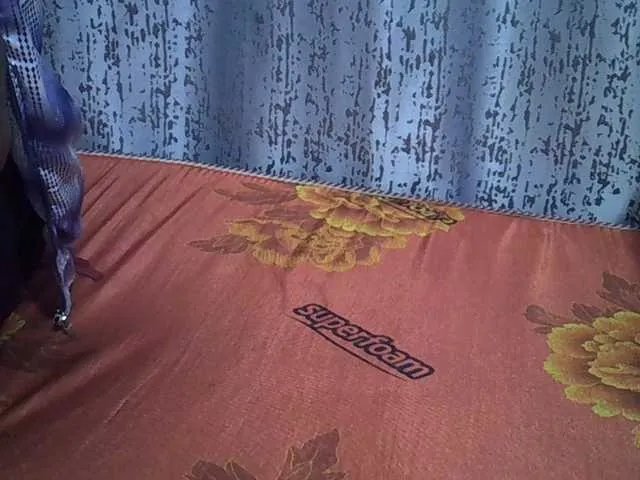 Sweetvine on BongaCams 