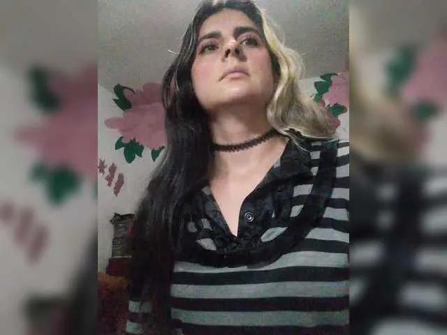 Offline theplayful on BongaCams