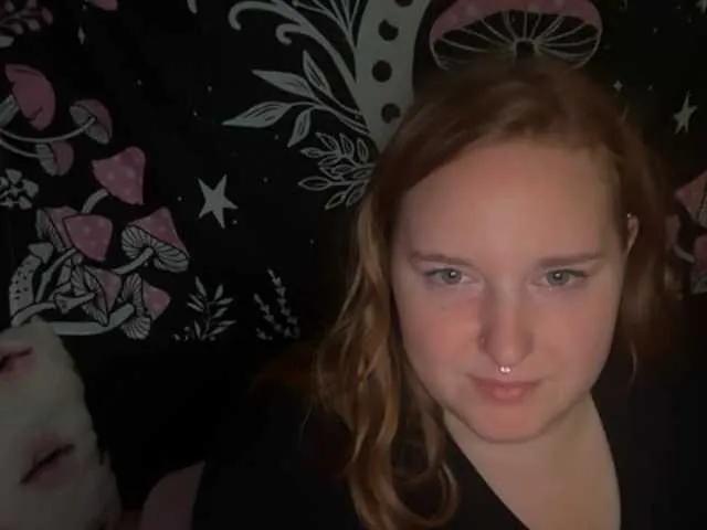 Freechat thickgingergoddess on BongaCams