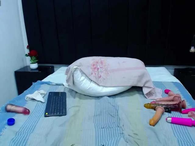 Offline VickyBoobss on BongaCams