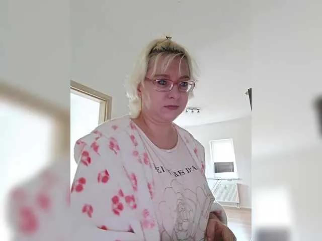 Freechat Vika211 on BongaCams