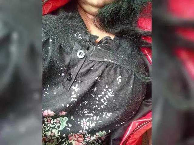 Offline Xo4y2sexa on BongaCams