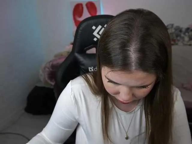 Freechat YourSecretDesire on BongaCams