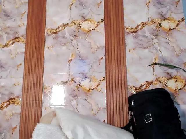 BongaCams zoeyfox is Freechat zoeyfox — when you whisper me in my hear, that makes me crazy, i like bdsm aswell.
