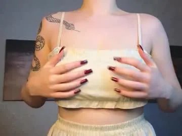 _b00bss_ on Chaturbate 