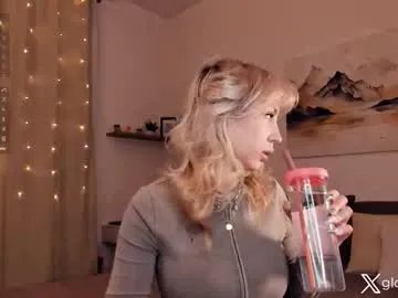 _golden_moon_ — Tip 60 tokens to roll the dice and win a prize!