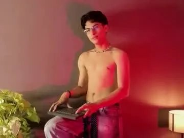 aaron_eze on Chaturbate 