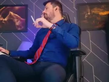 aaronbomer on Chaturbate 