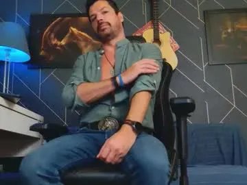 aaronbomer on Chaturbate 