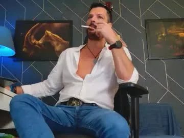 aaronbomer on Chaturbate 