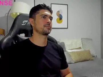 adam_clarke on Chaturbate 