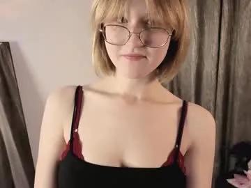 Private adelin_frosty on Chaturbate