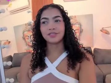 ailann_ — RIDE DILDO [203 tokens left] Welcome guys, Thank you for being part of my 100k followers, let's enjoy this day  #latina #fuckmachine #anal #bigass #ebony