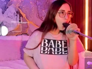 alice_cute77 on Chaturbate