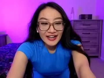 Private aliciaz3 on Chaturbate