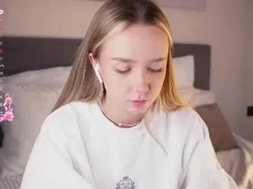 alodiaacomb on Chaturbate