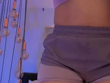 Freechat angelicavega_ on Chaturbate