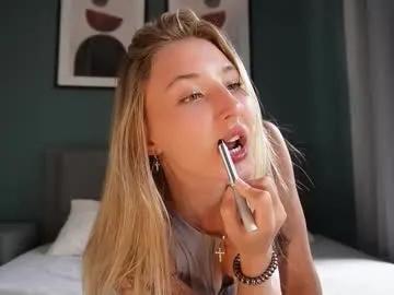 Freechat annie_f0x on Chaturbate