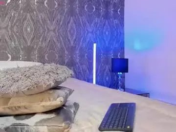 arirobert_ on Chaturbate 