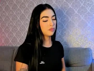 arirobert_ on Chaturbate 