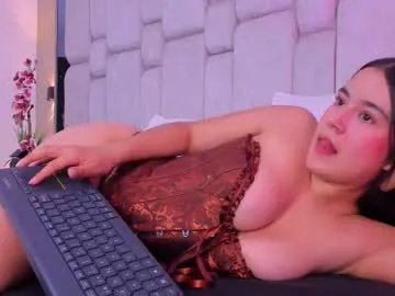 auroraflowers on Chaturbate