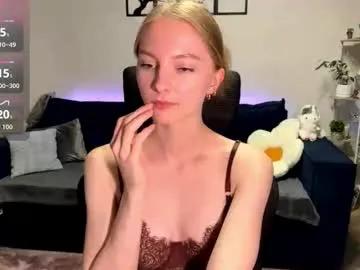 Chaturbate autumnroginson is Freechat autumnroginson — GOAL '' squeeze my boobs close to cam