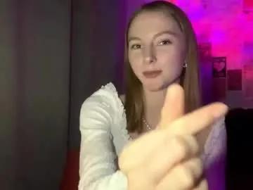 Freechat autumnroginson on Chaturbate