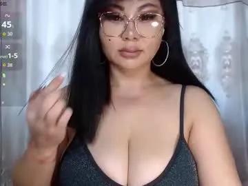 Freechat batari_giya on Chaturbate