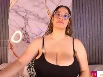 big_tits_in_your_face — Make me feel butterflies with your cockCome let's explode with pleasure #bigboobs #latina #milf #squirt #mature [555 tokens remaining]