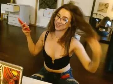 Freechat bombshellbaeby on Chaturbate