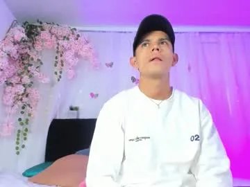 bonny_and_carrot — GOAL: DOGGY NAKED  [82 tokens remaining]  #couple #deepthroat #anal #cum #teen