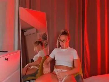 bubbling_crush on Chaturbate