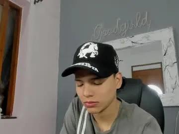 Freechat camillo_virgil on Chaturbate