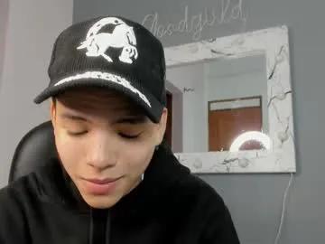 Freechat camillo_virgil on Chaturbate