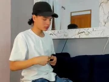 Freechat camillo_virgil on Chaturbate